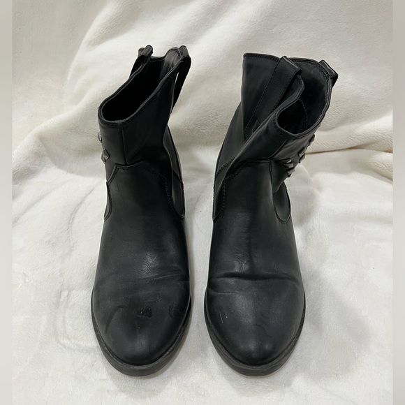 Arizona Black Studded Booties Size 10 - Picture 2 of 6